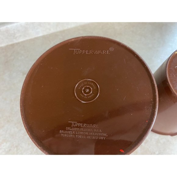 Tupperware Made In Canada Brown Sugar And Flour Containers Without Lids - Picture 5 of 5
